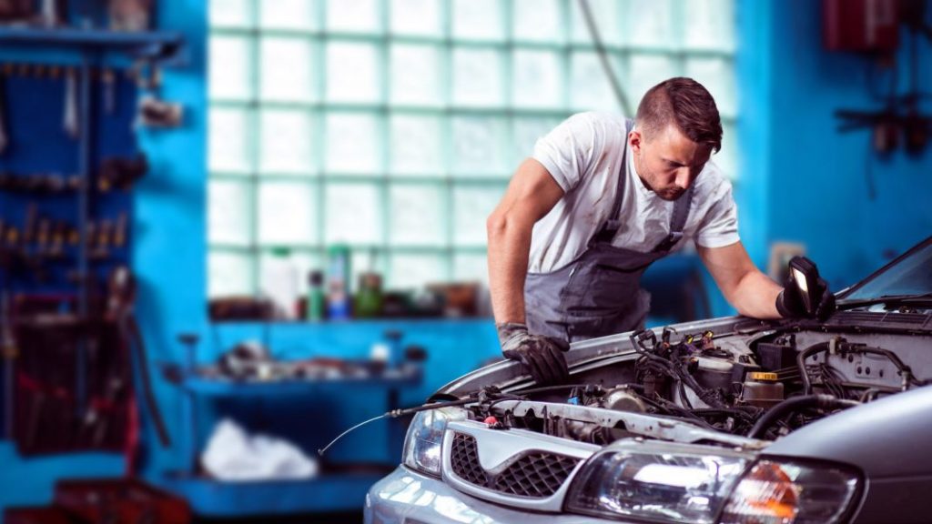 Kaskoda mini onarım kapsamında küçük tampon ve kaporta hasarı onarımı